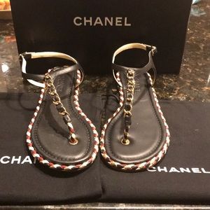 NIB  CHANEL sandals size 39